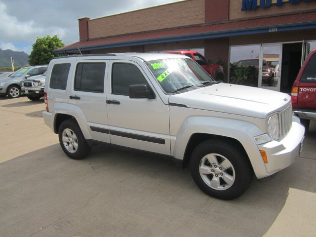 Jeep Liberty 2011 photo 2