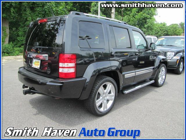 Jeep Liberty 2011 photo 6