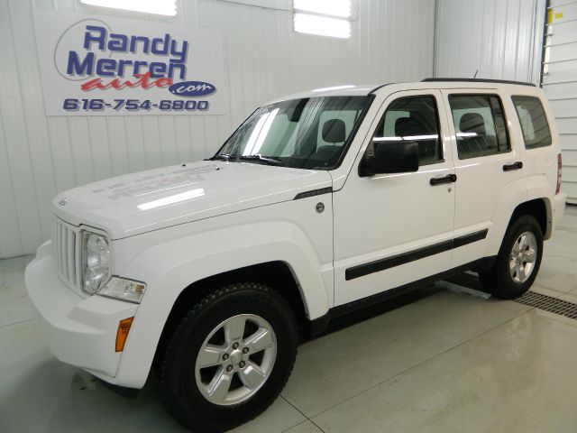 Jeep Liberty 2012 photo 1