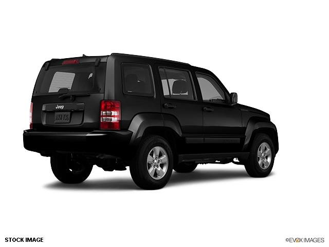 Jeep Liberty 2012 photo 3