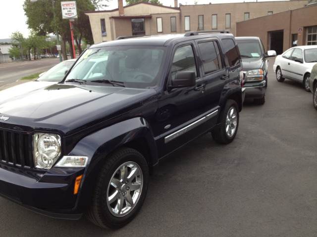 Jeep Liberty 2012 photo 3