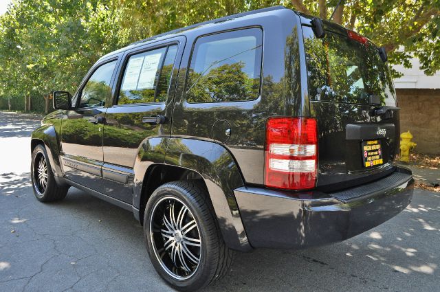 Jeep Liberty 2012 photo 1