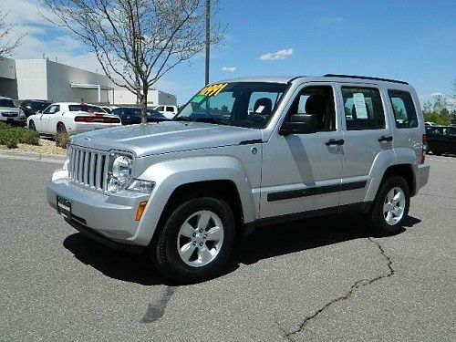 Jeep Liberty 2012 photo 4