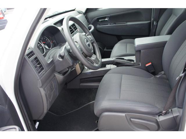 Jeep Liberty 2012 photo 5