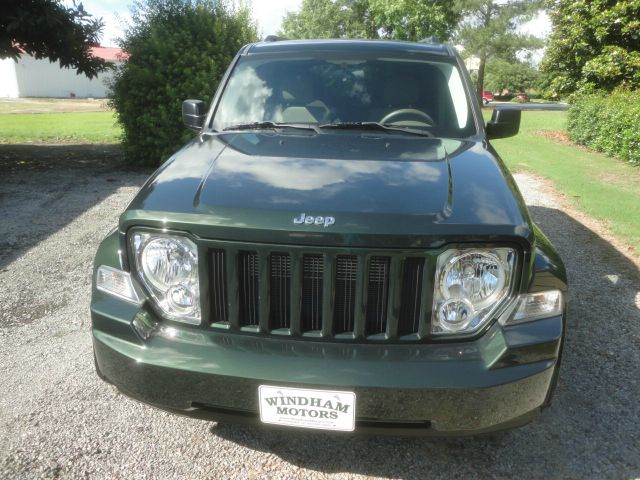 Jeep Liberty 2012 photo 12