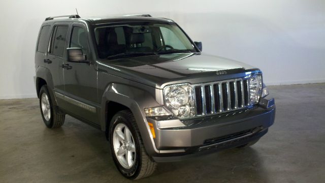 Jeep Liberty 2012 photo 3