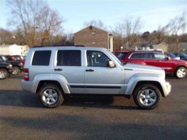 Jeep Liberty 2012 photo 3