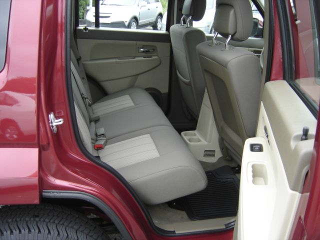 Jeep Liberty 2012 photo 5