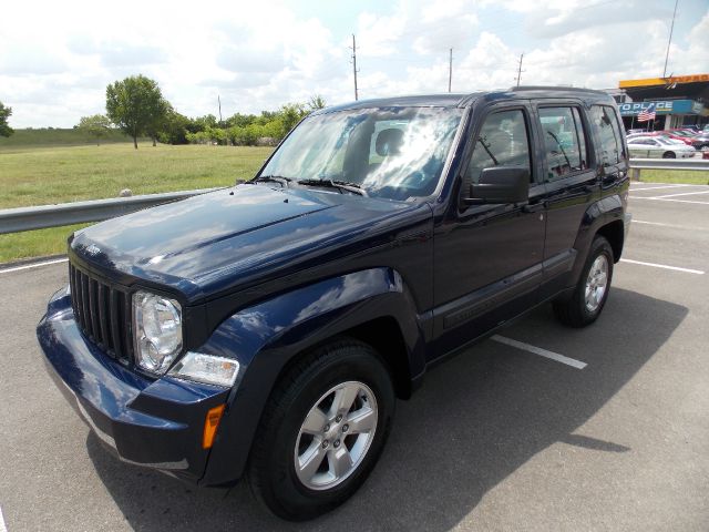 Jeep Liberty 2012 photo 4