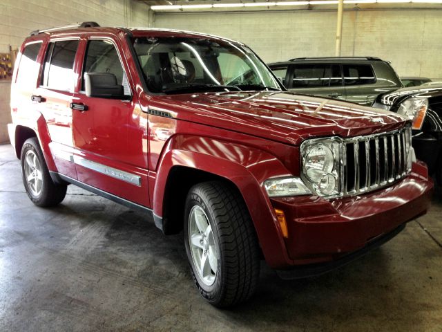 Jeep Liberty 2012 photo 1