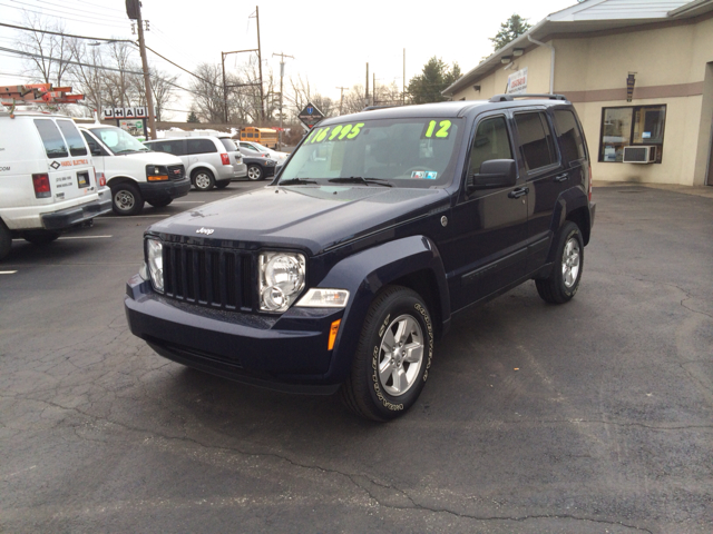 Jeep Liberty 2012 photo 3