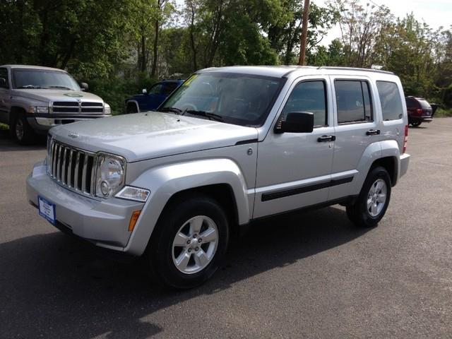 Jeep Liberty 2012 photo 15