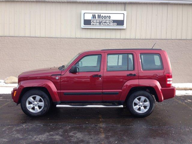 Jeep Liberty 2012 photo 4