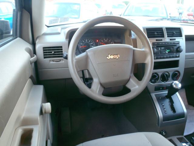 Jeep Patriot 2007 photo 2