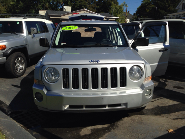 Jeep Patriot 2007 photo 2