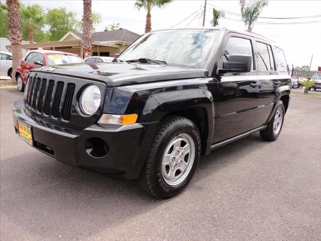 Jeep Patriot Z -71 4X4 Vortec Sport Utility