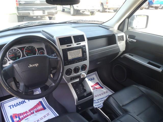 Jeep Patriot SLT 25 SUV