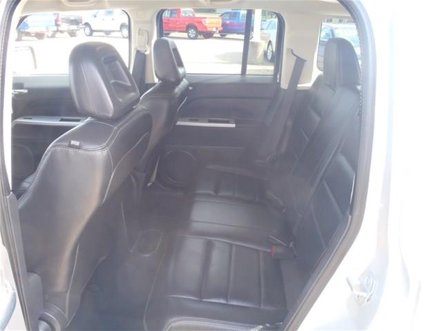 Jeep Patriot 2008 photo 9