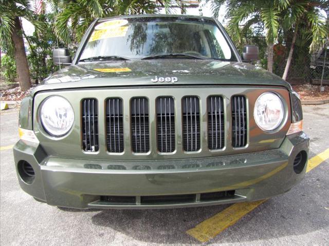 Jeep Patriot 2008 photo 2