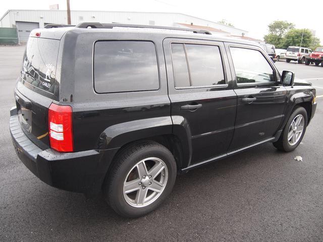 Jeep Patriot 2008 photo 2