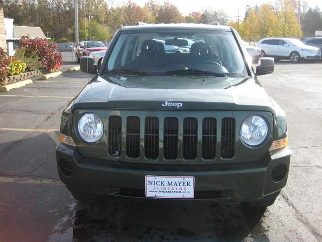 Jeep Patriot 2009 photo 3