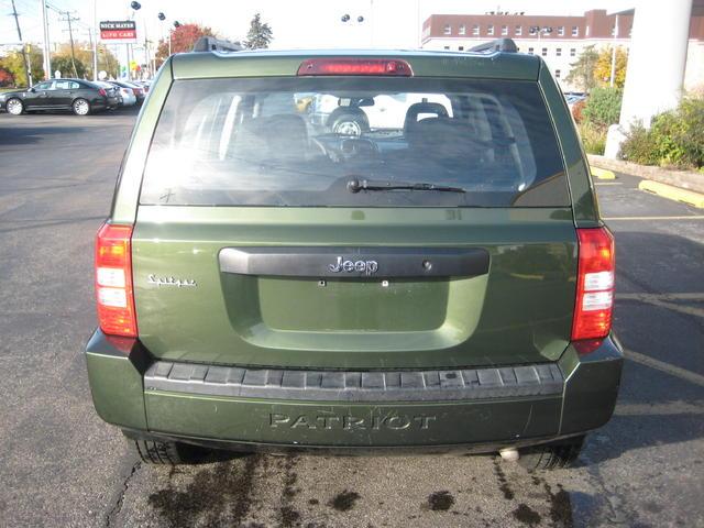 Jeep Patriot 2009 photo 4