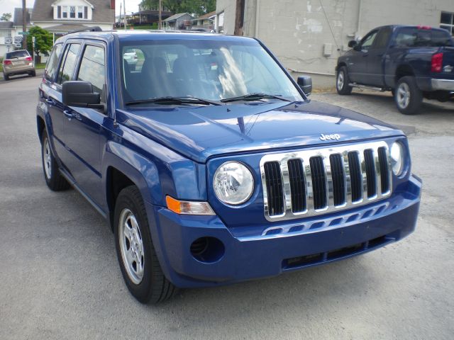 Jeep Patriot 2010 photo 16