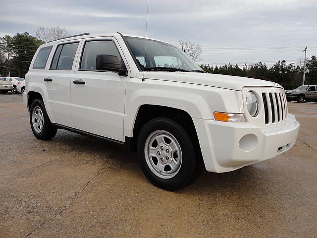 Jeep Patriot 2010 photo 1