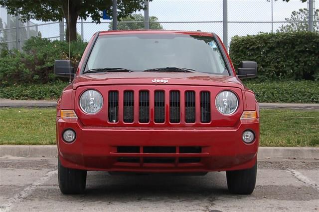 Jeep Patriot 2010 photo 3