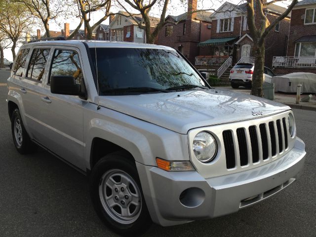 Jeep Patriot 2010 photo 24