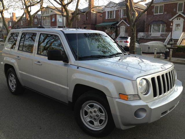 Jeep Patriot 2010 photo 26