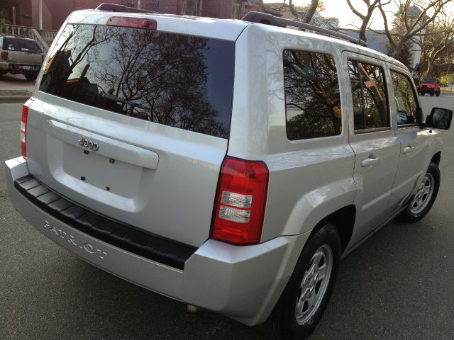 Jeep Patriot 2010 photo 9