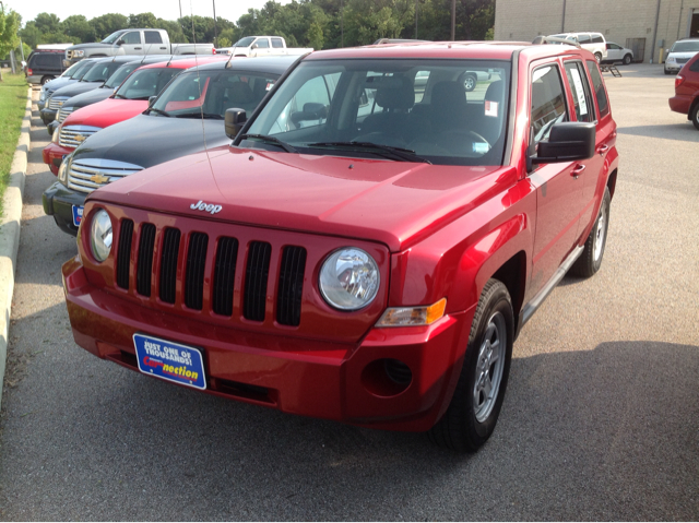 Jeep Patriot 2010 photo 3