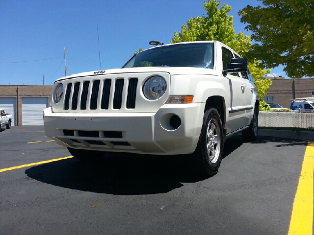 Jeep Patriot 2010 photo 13