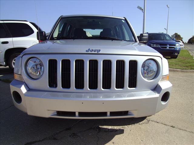 Jeep Patriot 2010 photo 1