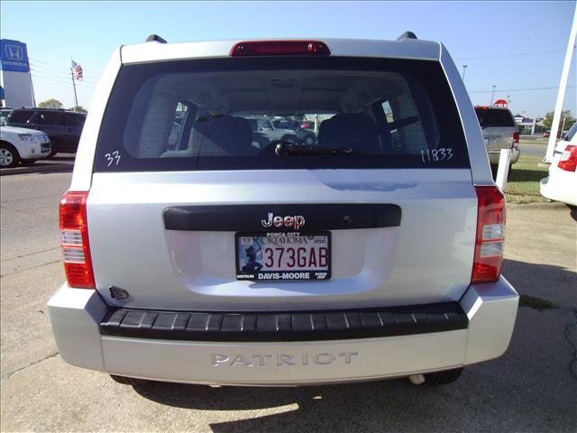 Jeep Patriot 2010 photo 3