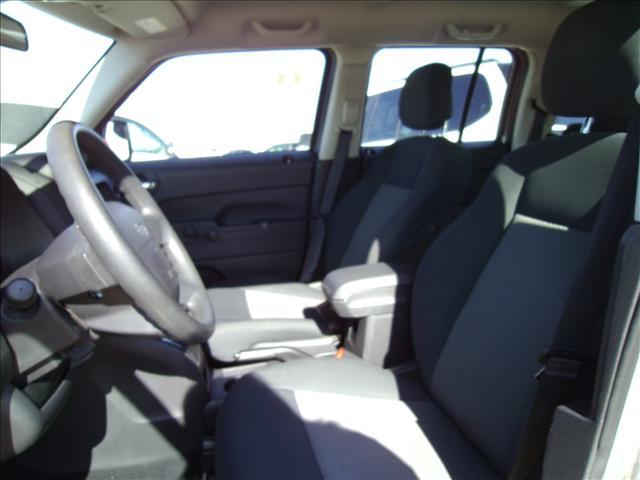 Jeep Patriot 2010 photo 5