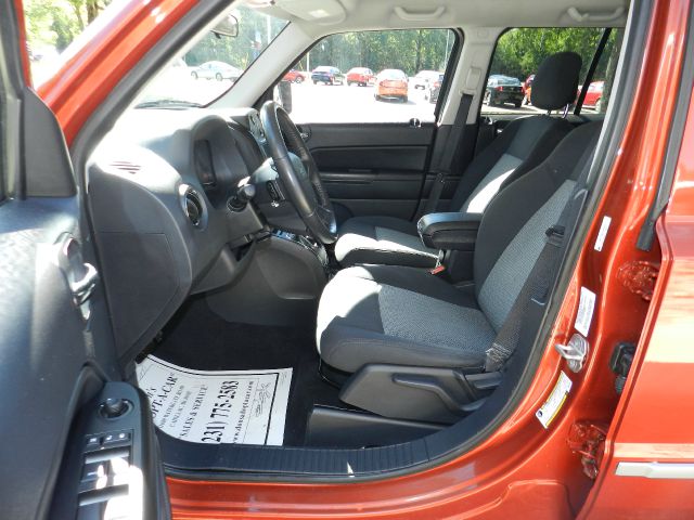 Jeep Patriot 2010 photo 1