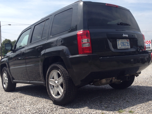 Jeep Patriot 2010 photo 1