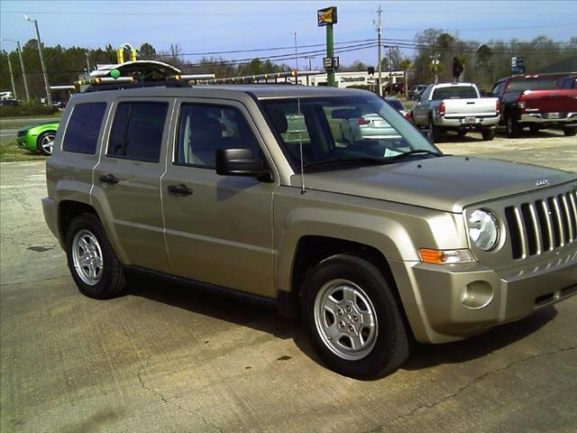 Jeep Patriot 2010 photo 3