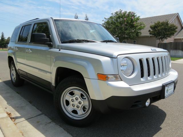 Jeep Patriot 2011 photo 4