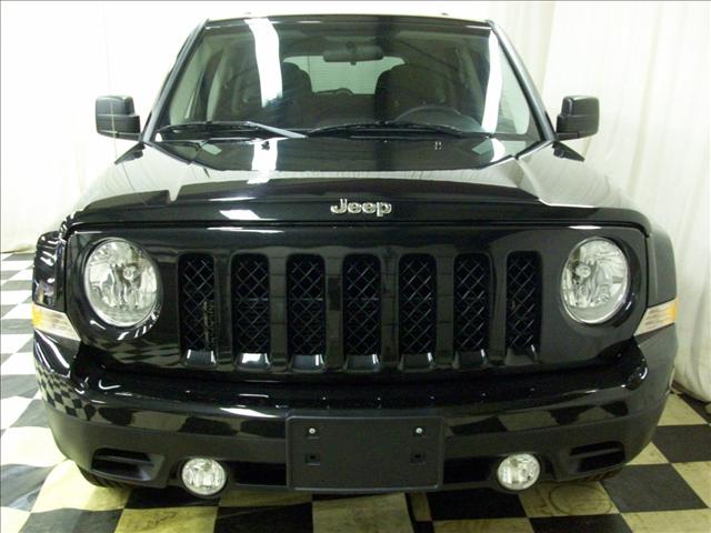 Jeep Patriot 2011 photo 2