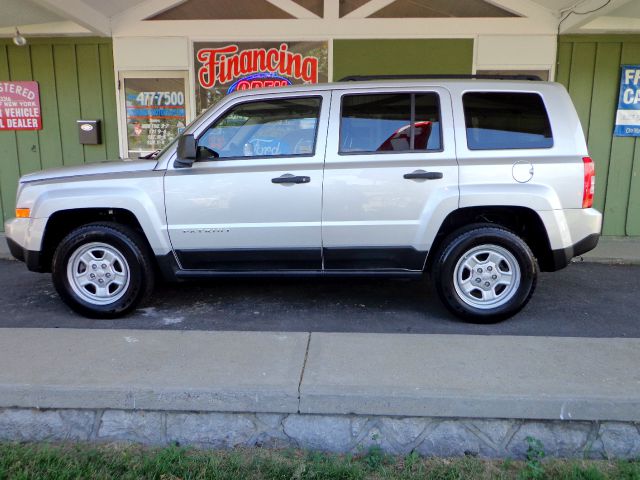 Jeep Patriot 2011 photo 3