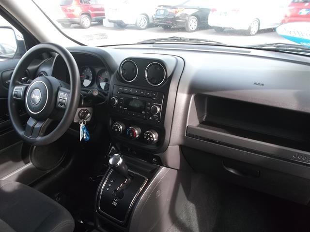 Jeep Patriot 2011 photo 1