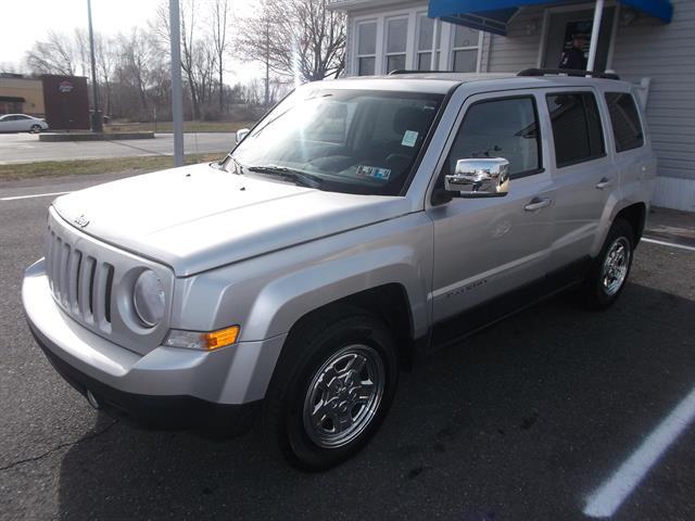 Jeep Patriot 2011 photo 2