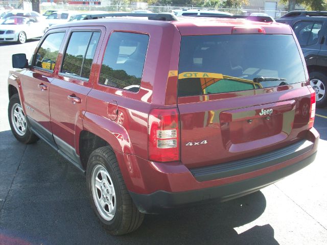 Jeep Patriot 2011 photo 3