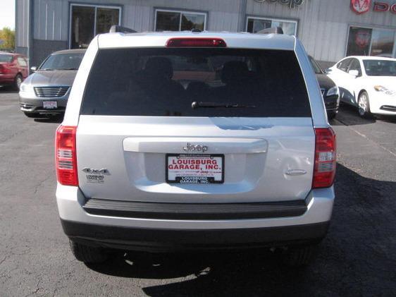 Jeep Patriot 2011 photo 12