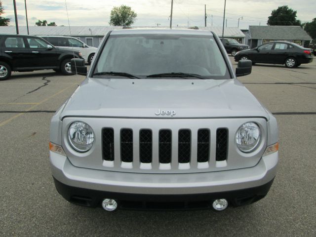 Jeep Patriot 2011 photo 1