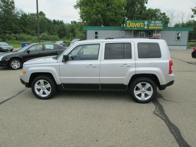 Jeep Patriot 2011 photo 3