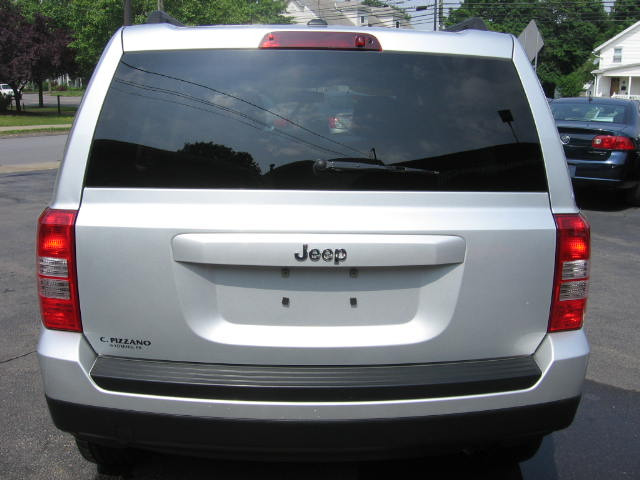 Jeep Patriot 2011 photo 19